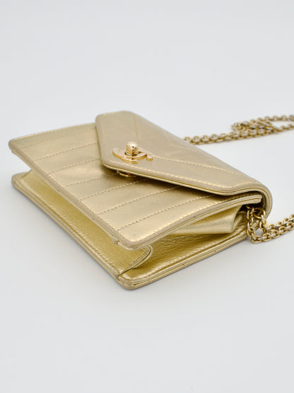 Vintage Chanel 1980s Gold Mini Trapezoid Chain Bag