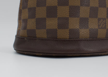 Vintage Louis Vuitton Damier Ebene Marais Bucket Bag with Pochette